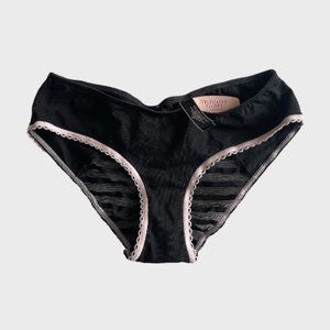 NWT Victoria's Secret Partial Cotton/Lace on Bottom Low-Rise Hiphugger Small